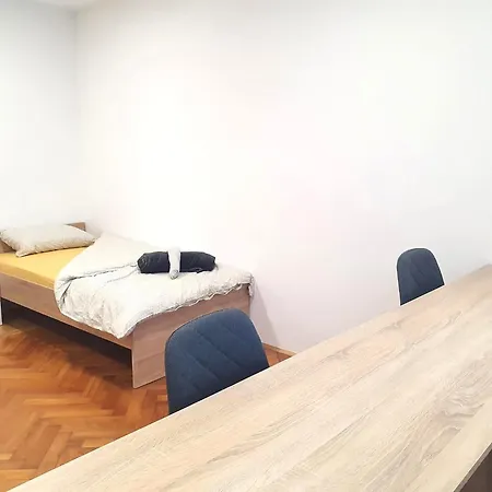 Flat Near The Center With Free Parking Apartma *